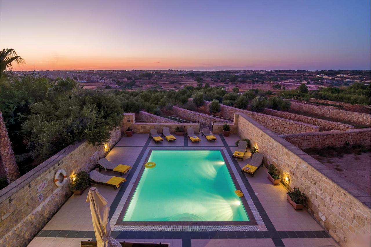 Blueberry Hills Villa Żejtun Eksteriør billede